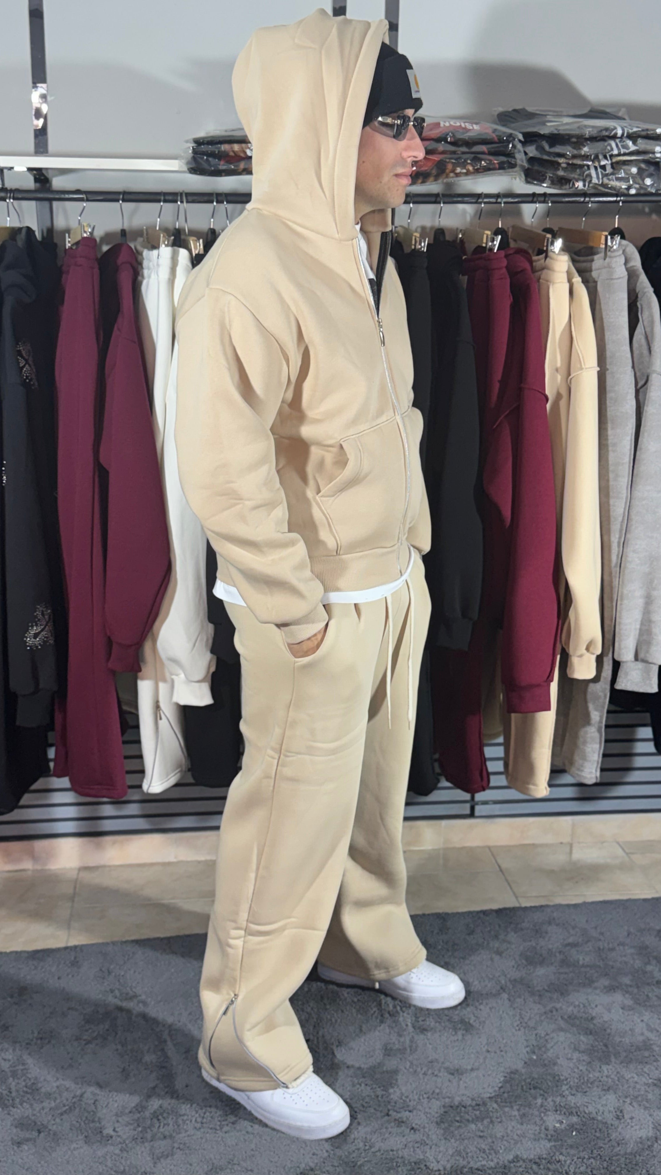 TUTA ZIP CON PANATLONE ZIP